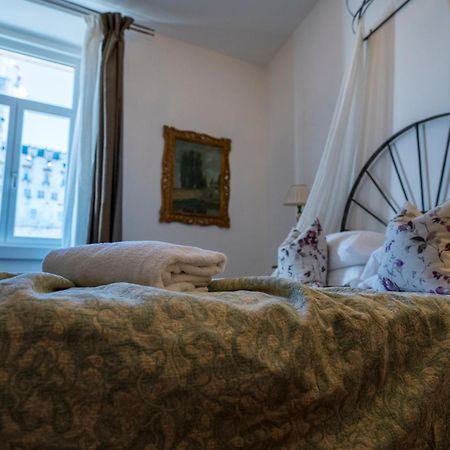 B&B La Loggia Del Castello Тренто Екстер'єр фото