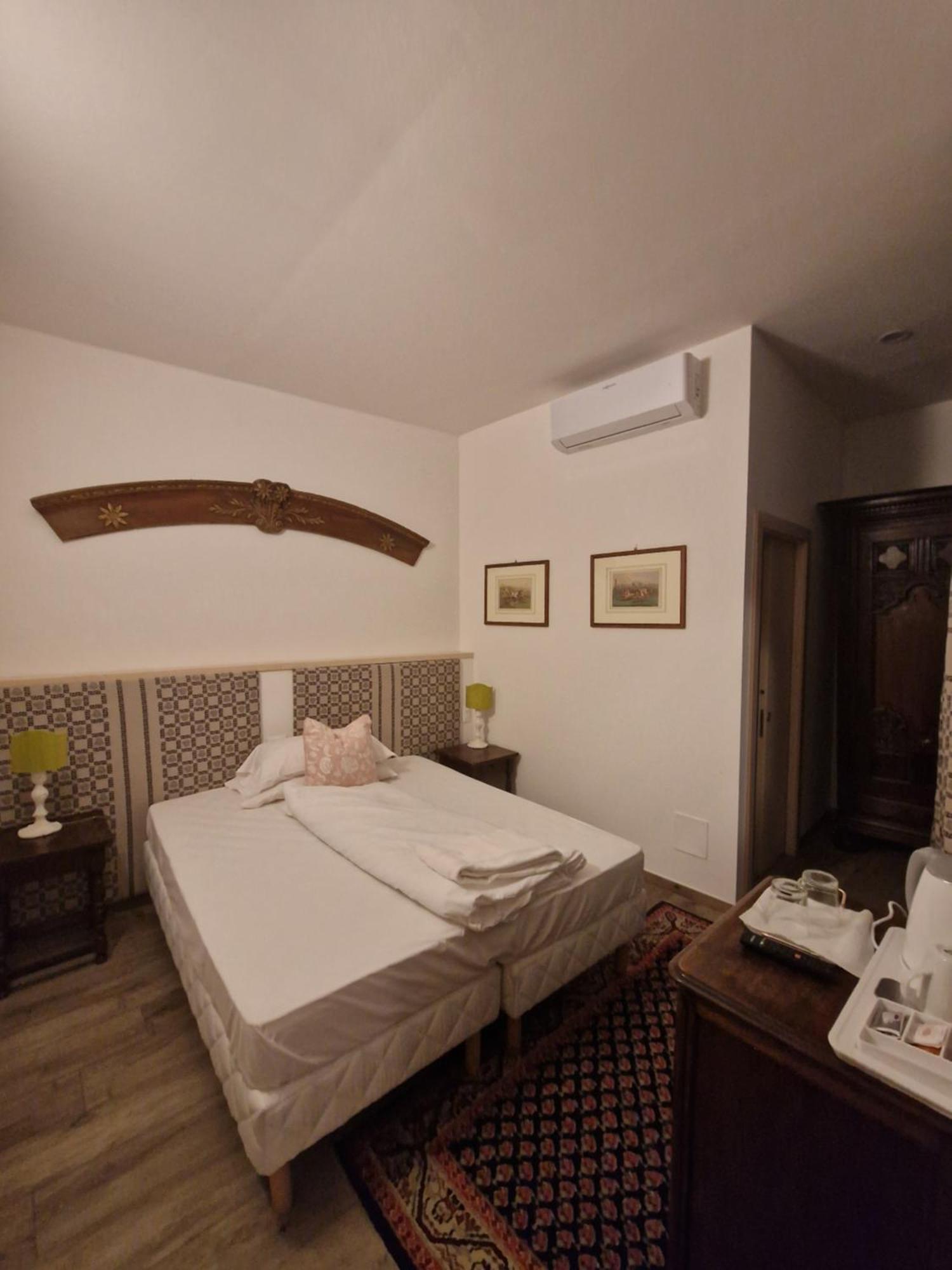 B&B La Loggia Del Castello Тренто Екстер'єр фото